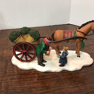 Lemax Weihnachtsdorf Figur, "Holly For Sale" Pferdekutsche, Holly Weihnachtsdekor, Geschenk, Sammlerstück