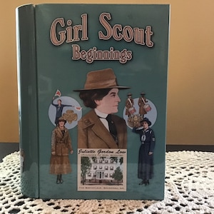 VINTAGE GIRL SCOUT Book Tin Juliette Gordon Low Storage, Advertising Tin