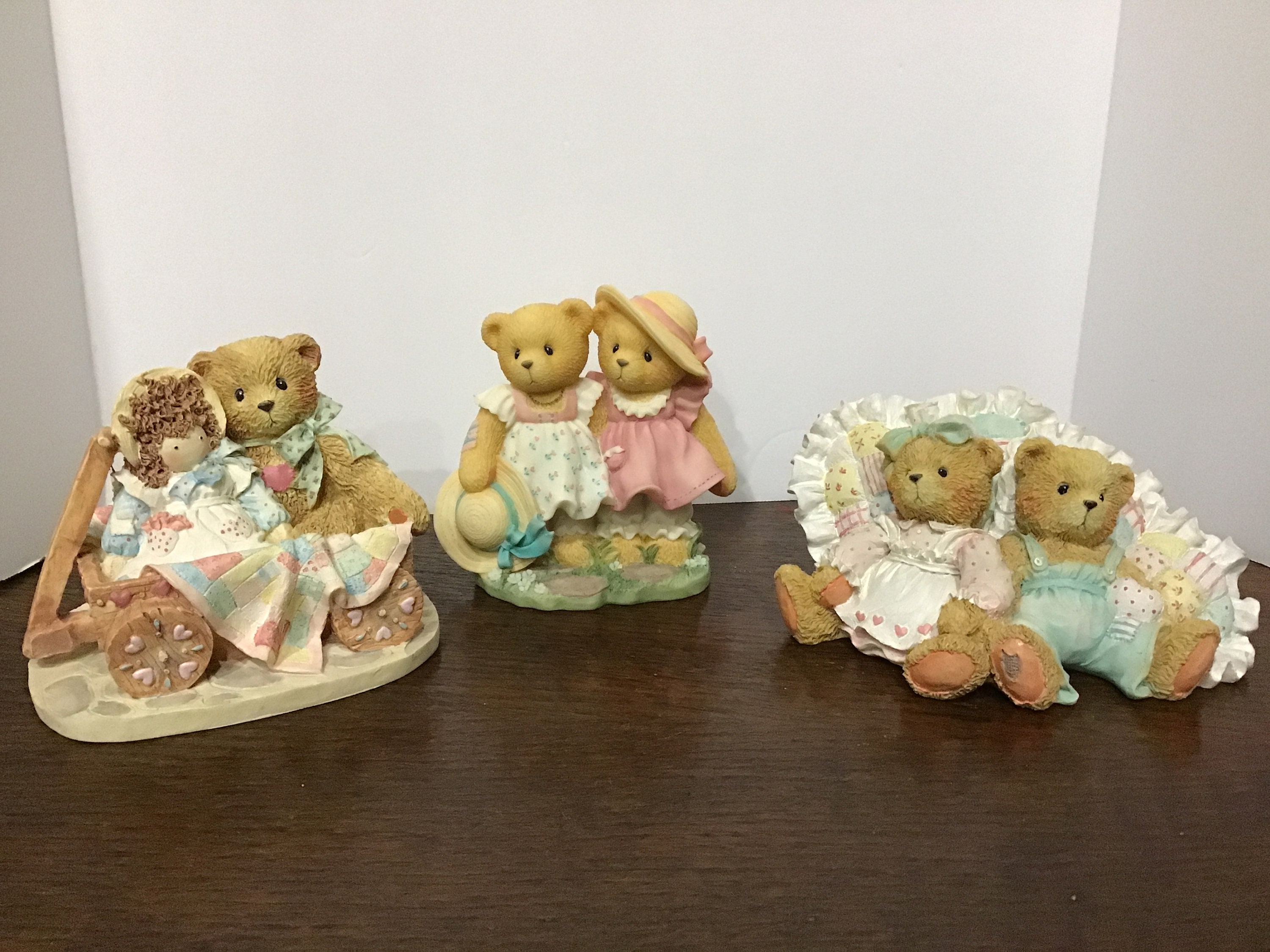 大切なテディベアの置物 ヴィンテージコレクターズフィギュア 赤ちゃん