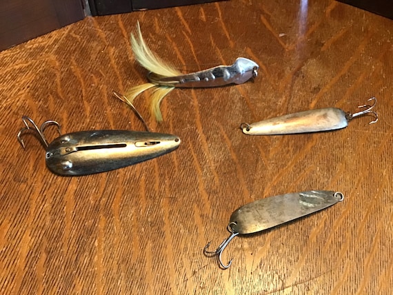Vintage fishing tackle deals