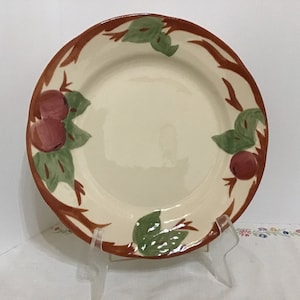 Franciscan Ware Apple 10” Plates Dinner Plates
