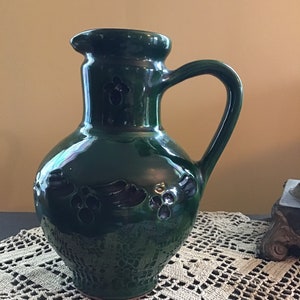 POTTERY PITCHER Water Beverage Pitcher
