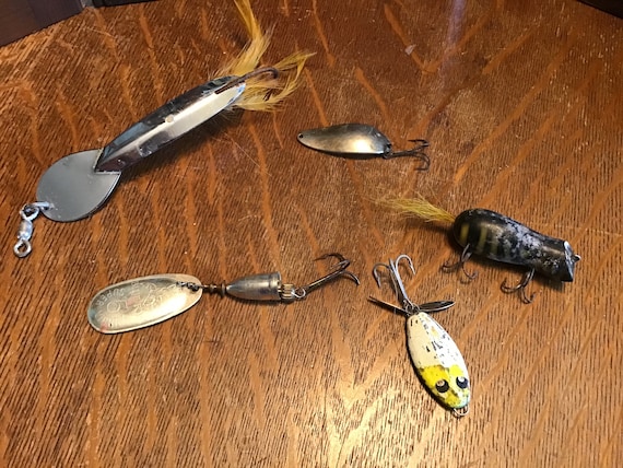 Vintage Fishing Lures Lot of Five Lures Little Cleo, Glen Evans, Blue Fox,  Chub Creek, Fishing, Cabin, Man Cave Decor -  Denmark