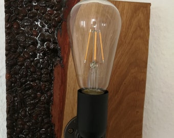 Lámpara de pared, lámpara colgante con elementos de bomba de vapor y granos de café con incrustaciones de epoxi