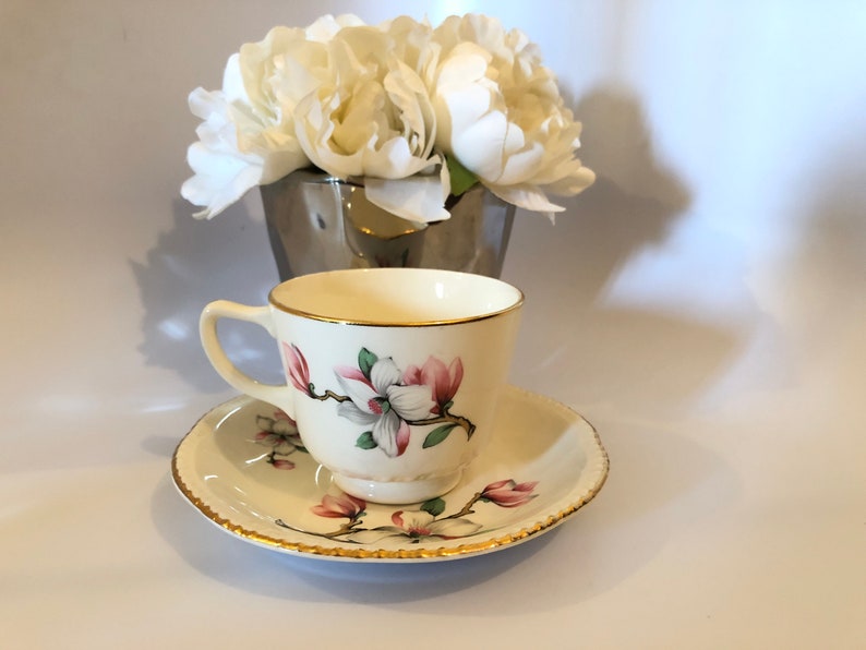 Beautiful Vintage Homer Laughlin Dogwood Rare Tea Cup and Saucer