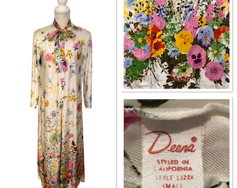 Vintage Deena Styled in California 1970’s Polyester Kaftan Nightgown House Dress Flowers Pansies Butterflies Small