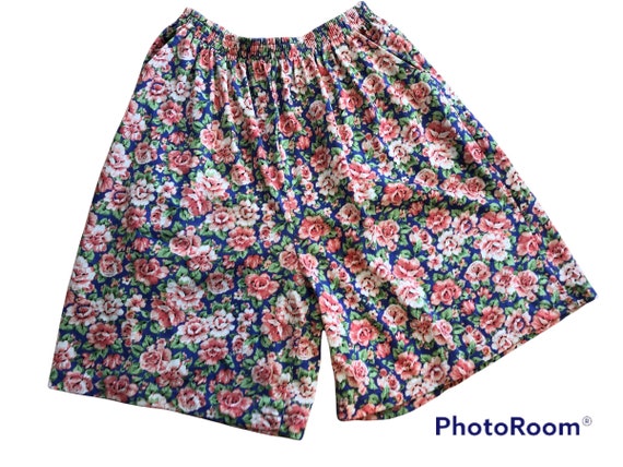 Vintage The Villager Rose Floral T-Shirt Shorts S… - image 7