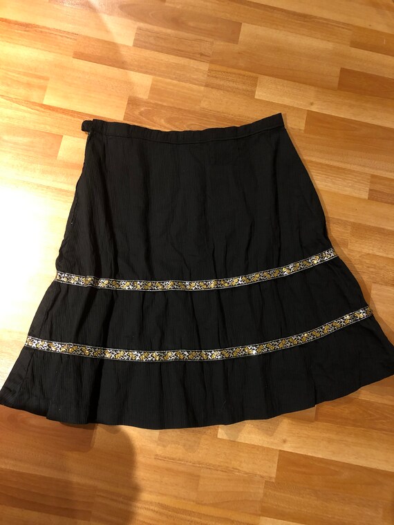 Gorgeous True Vintage Hand Sewn Black Skirt with … - image 2