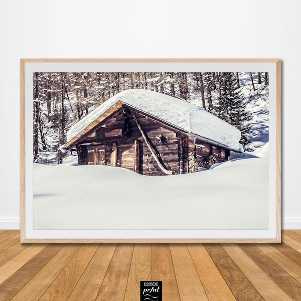 Stampa capanna legno baita montagna rifugio neve foresta natale scandinavo invernale digitale download arredo rustico poster nordico alpi a3