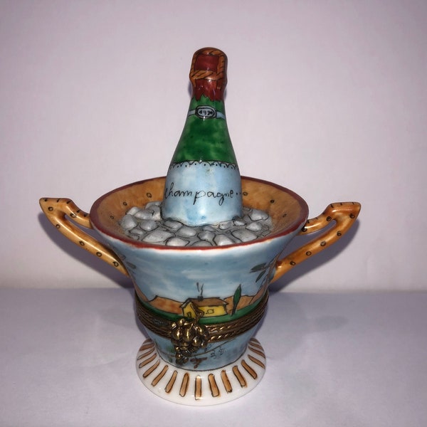 Limoges Champagne Box, Peint Main Champagne Bucket Trinket Box, Hand painted Champagne Bottle Box, Ice Bucket Trinket Box