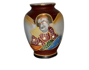 Vintage Asian Satsuma Hand Painted Vase, 1900 Occupied Japan Moriage Mini Vase, Moriage Satsuma 2 1/2" Vase, Immortal Vase Japan, Good