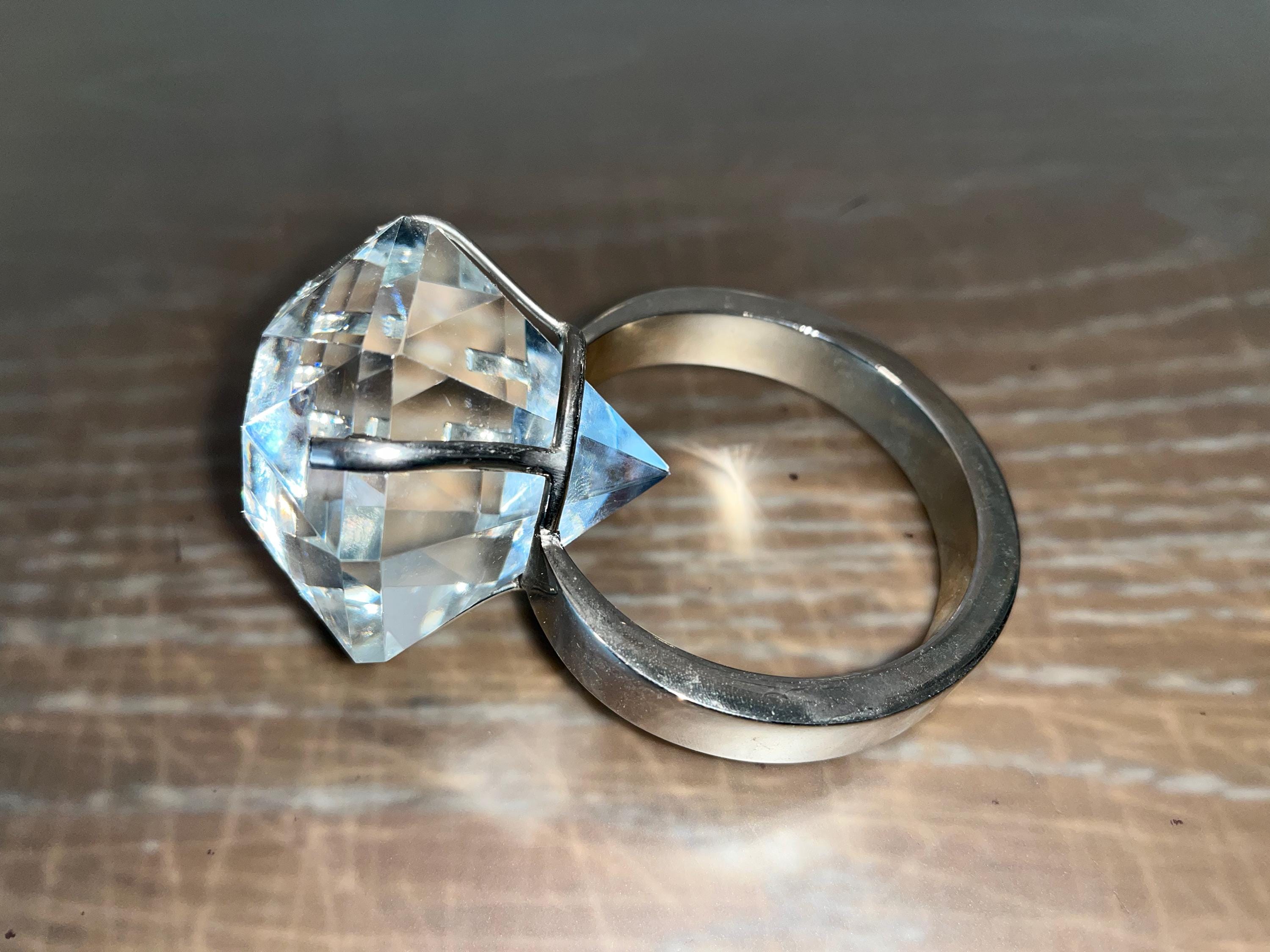Glass wedding rings hot sale