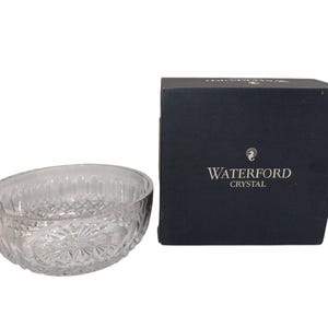 Waterford Michael Fagan 97 skål, Waterford 8" salladsskål, Waterford 3001586000, i låda, signerad av Waterford designer, oanvänd