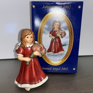 Vintage Goebel 2002 Angel, Goebel Angel with Roses, Jahresengel 2002, Goebel A Rose is Blooming, Goebel 5" Angel, New Old Stock