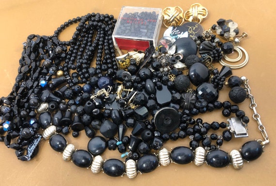 Vintage Black Craft Pieces, Vintage Jewelry Pieces, Bulk Jewelry Craft Lot,  Black Glass Beads, Wearable Jewelry, Craft Repair Jewelry Lot 