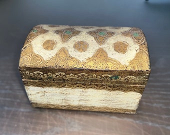 Vintage Domed Florentine Box, Florentia Gold Leafed Box, Domed Florentine 5" Box, Signed Florentia Italy, See Photos
