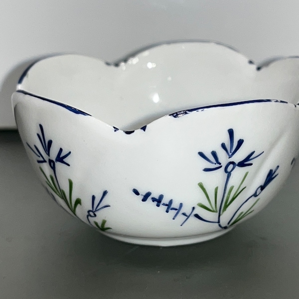 Vintage Peint Main Trinket, Vintage Limoges Trinket Dish, Hand painted Blue Flowers Trinket, Limoges Scalloped Dish, Limoges Painted Bowl