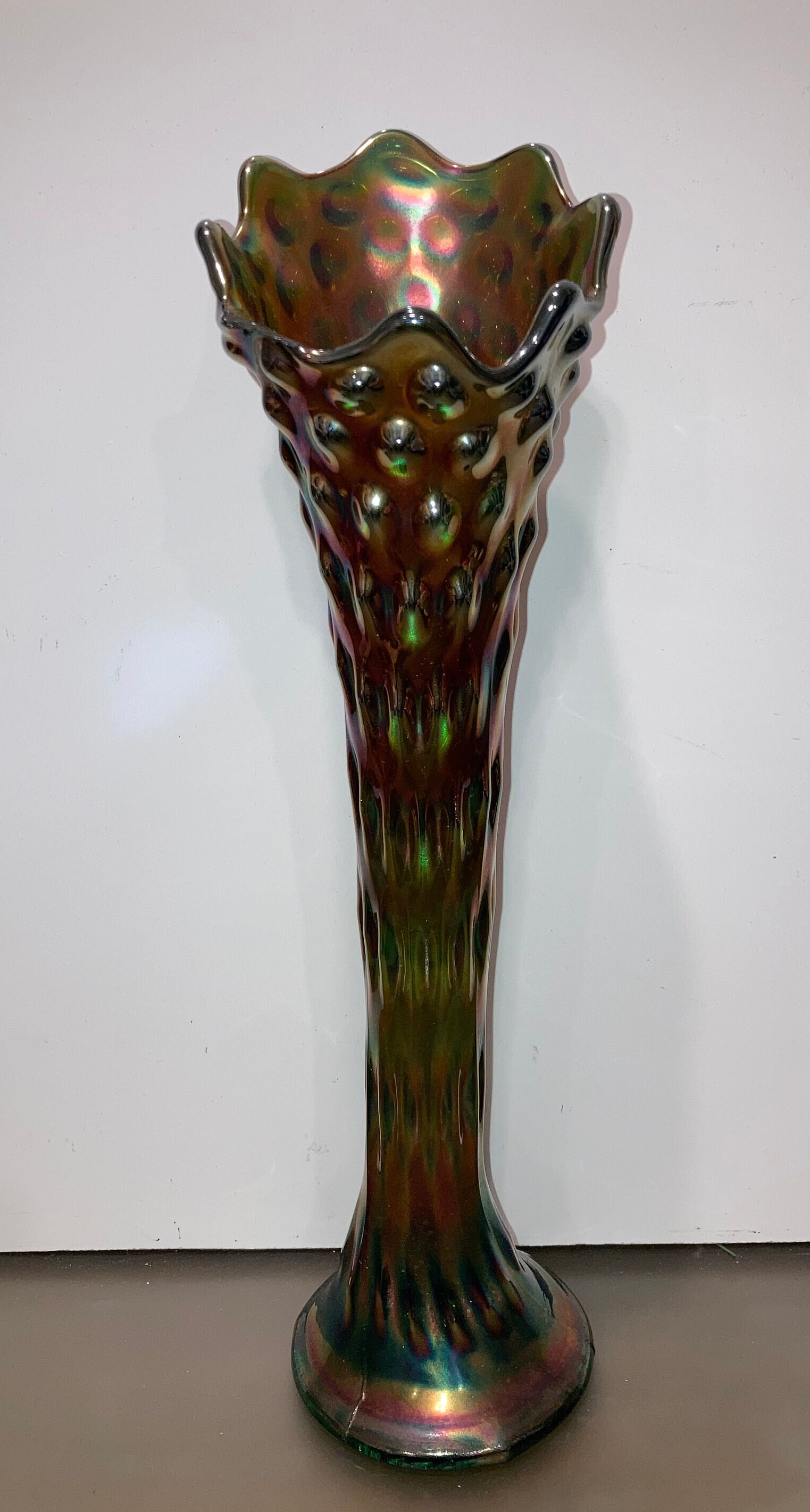 FENTONフェントンカー二バルアンティークUSA carnival  vase Fenton Art Glass Aubergine Carnival Vase With Raised