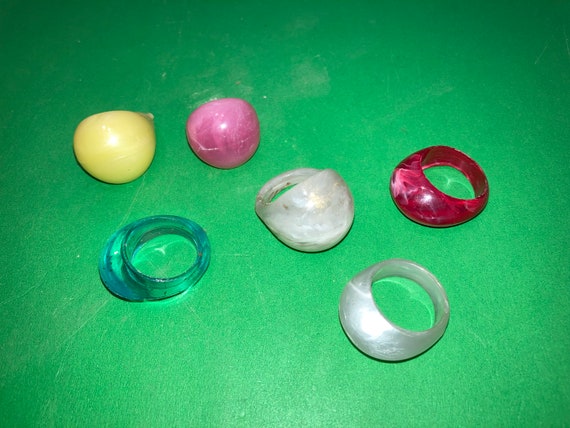 6 Plastic Rings, 1960 Plastic Colored Ring, Childrens Plastic