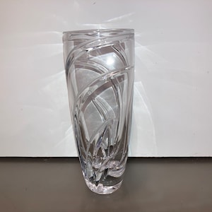Vaso Waterford Marquis Artesia da 6&quot;, vaso Waterford Bud da 6&quot;, vaso contemporaneo firmato Waterford Marquis, vaso Marquis Artesia Line