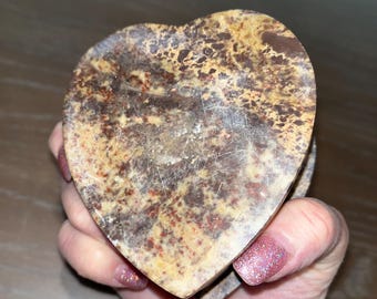 Caja vintage de esteatita tallada en forma de corazón, caja de piedra con forma de corazón, caja de baratijas tallada de 9,5 cm, caja de baratijas vintage con tapa de piedra, color menta
