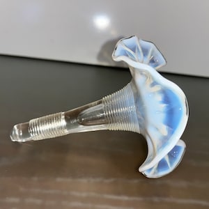 Opalescent Art Glass Flower Vase, Hand Blown Glass Opalescent Flower Vessel, Art Glass Flower Ringed Stem, Art Glass Flower, READ