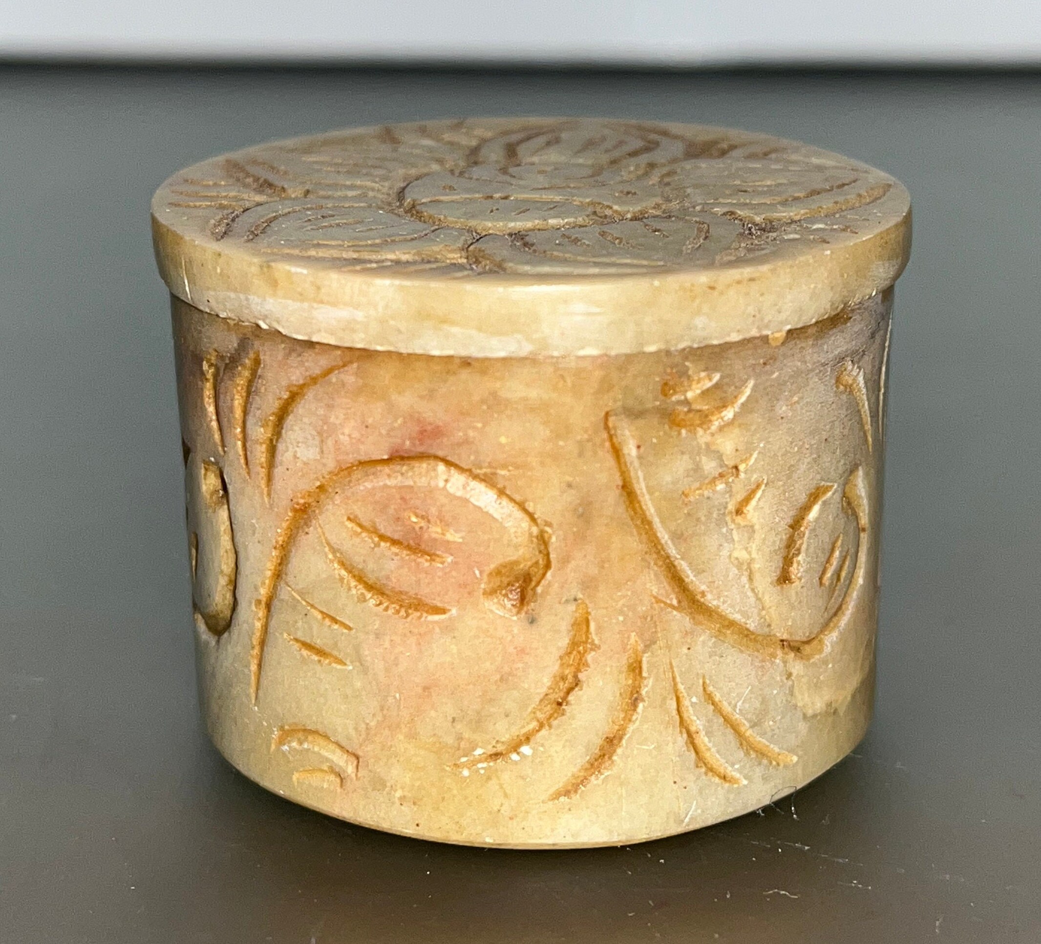 ソープストーン石掘り熊 ヴィンテージ雑貨 小物入れ ヴィンテージの