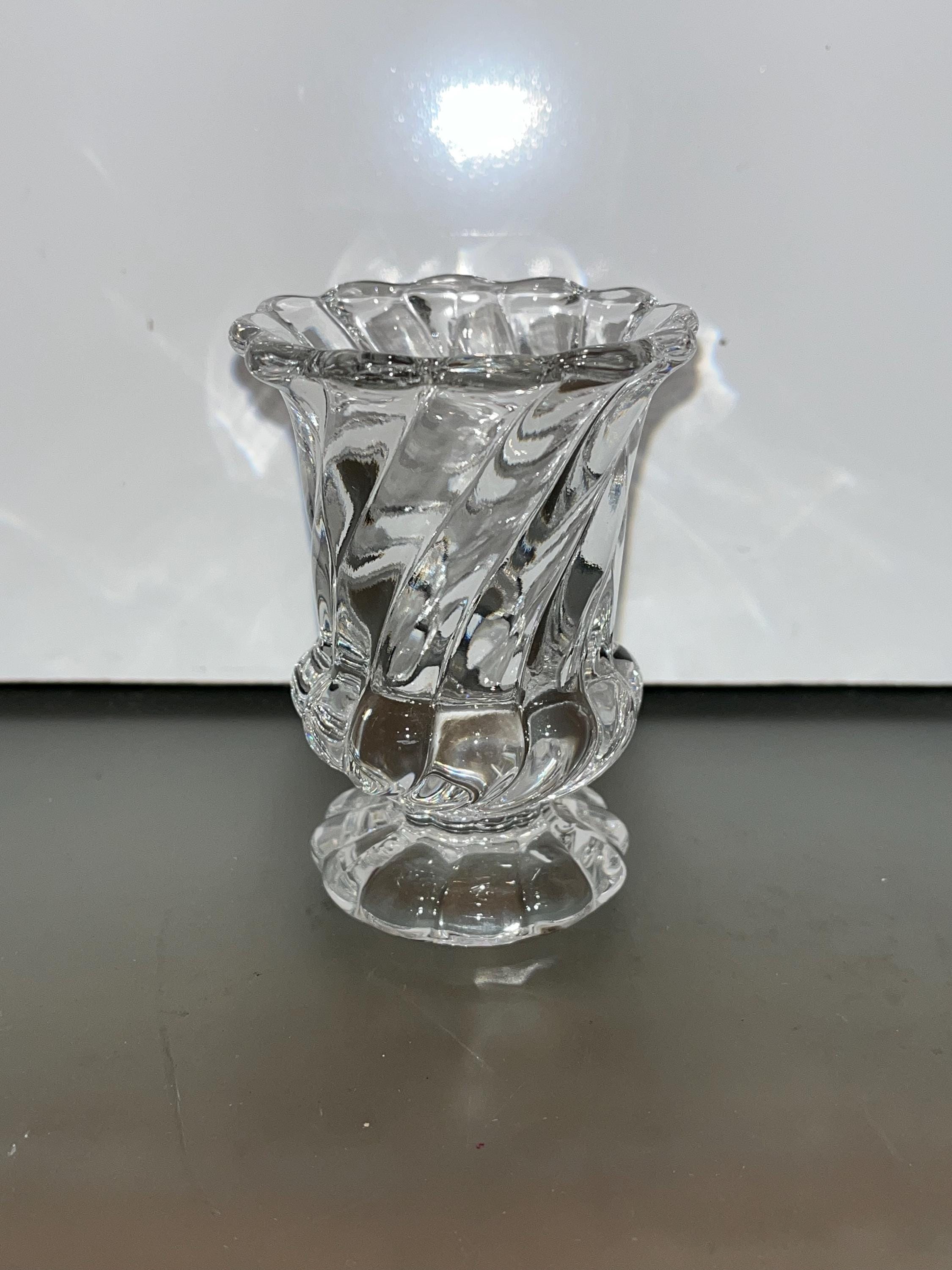 35 Vintage Baccarat crystal drinking glasses in Antique