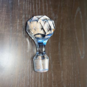 Mid Century Faceted Glass Decanter Stopper, Large Faceted Bottle Stopper, 4 1/2" Faceted Glass Bottle Stopper, Decanter Stopper, Mint
