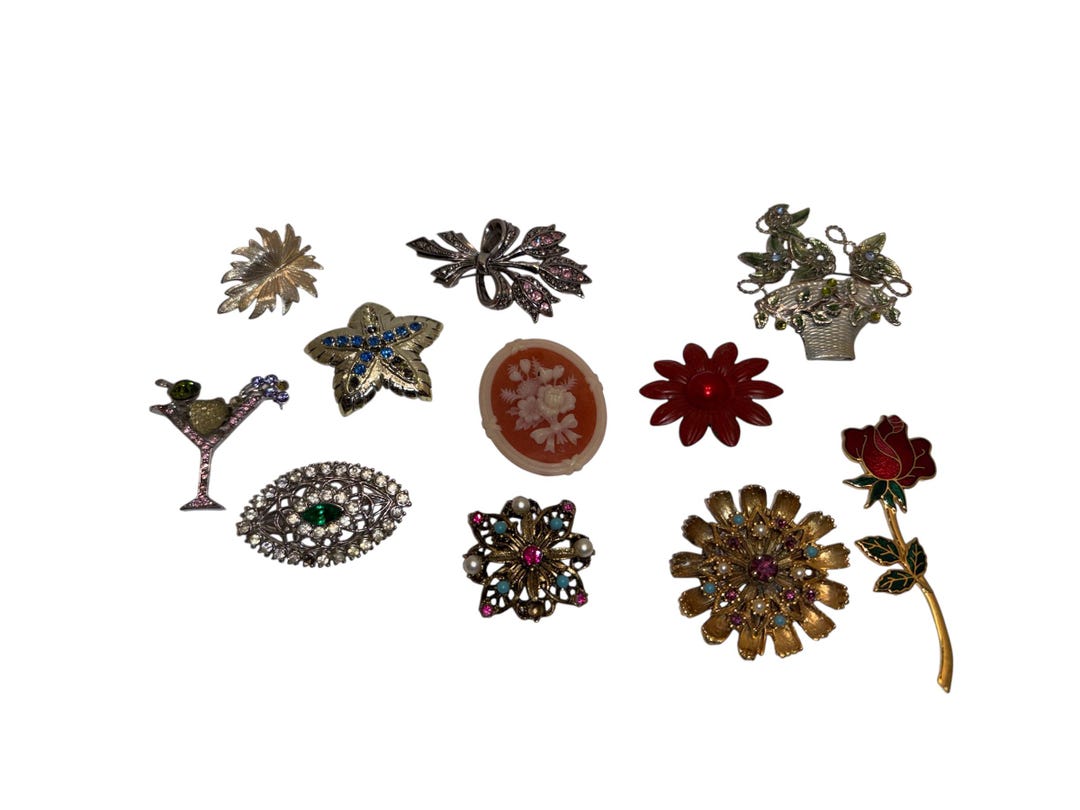 Floral Rustic Pin 11 Vintage Pin Lot, Rhinestone Flower Pin, Cameo Pin, Flower Basket Pin ...