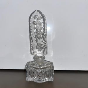 Vintage Czech Cut Glass Perfume Bottle, Vintage Diamond Cut Vanity Bottle, Czech Art Deco Perfume, Czech Etched Floral Stopper Perfume, Mint