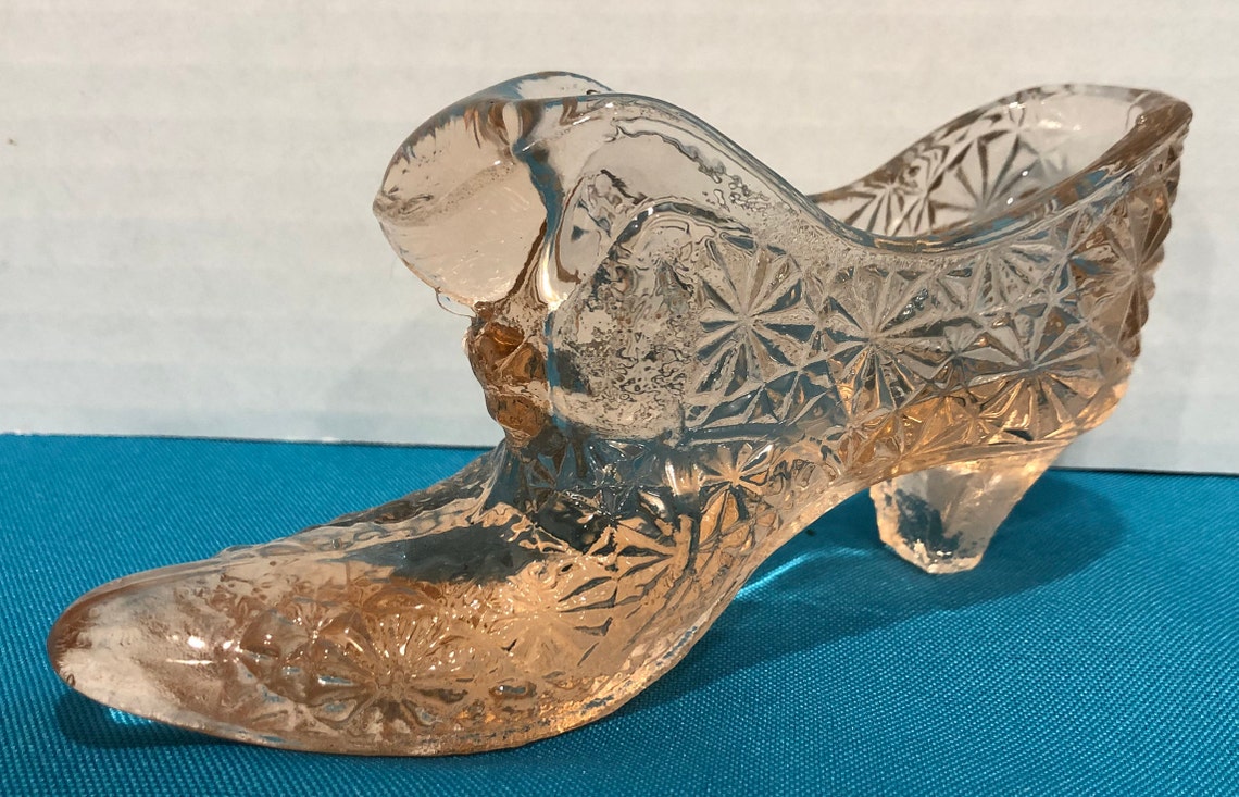Vintage Fenton Pink Depression Glass Daisy And Button Shoe Etsy