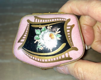 Vintage Limoges Box, Limoges Pink Trinket Box, Hand painted White Rose on Pink Box, Pink Limoges Box, Pink Gold Kidney Shape Limoges Box