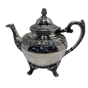Vintage Rogers Silver Plated Tea Pot, 1847 Rogers Lidded Tea Pot, Vintage 9402 Heritage Tea Pot, Rogers Footed Tea Pot , Good