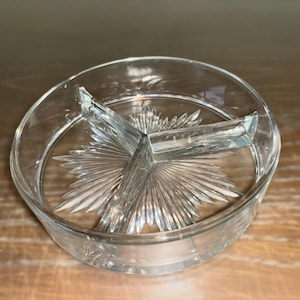 Vintage Glass Divided Dish, Divided Relish Dish, USA 6&quot; Divided Plate, Diamond Spray Bottom Divided Dish, Excellent
