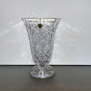 Waterford 10&quot; Diamond Spray Vase, Waterford Crystal 10&quot; Footed Vase, Diamond Pattern 10&quot; Footed Flower Vase, Waterford Large Vase, Good