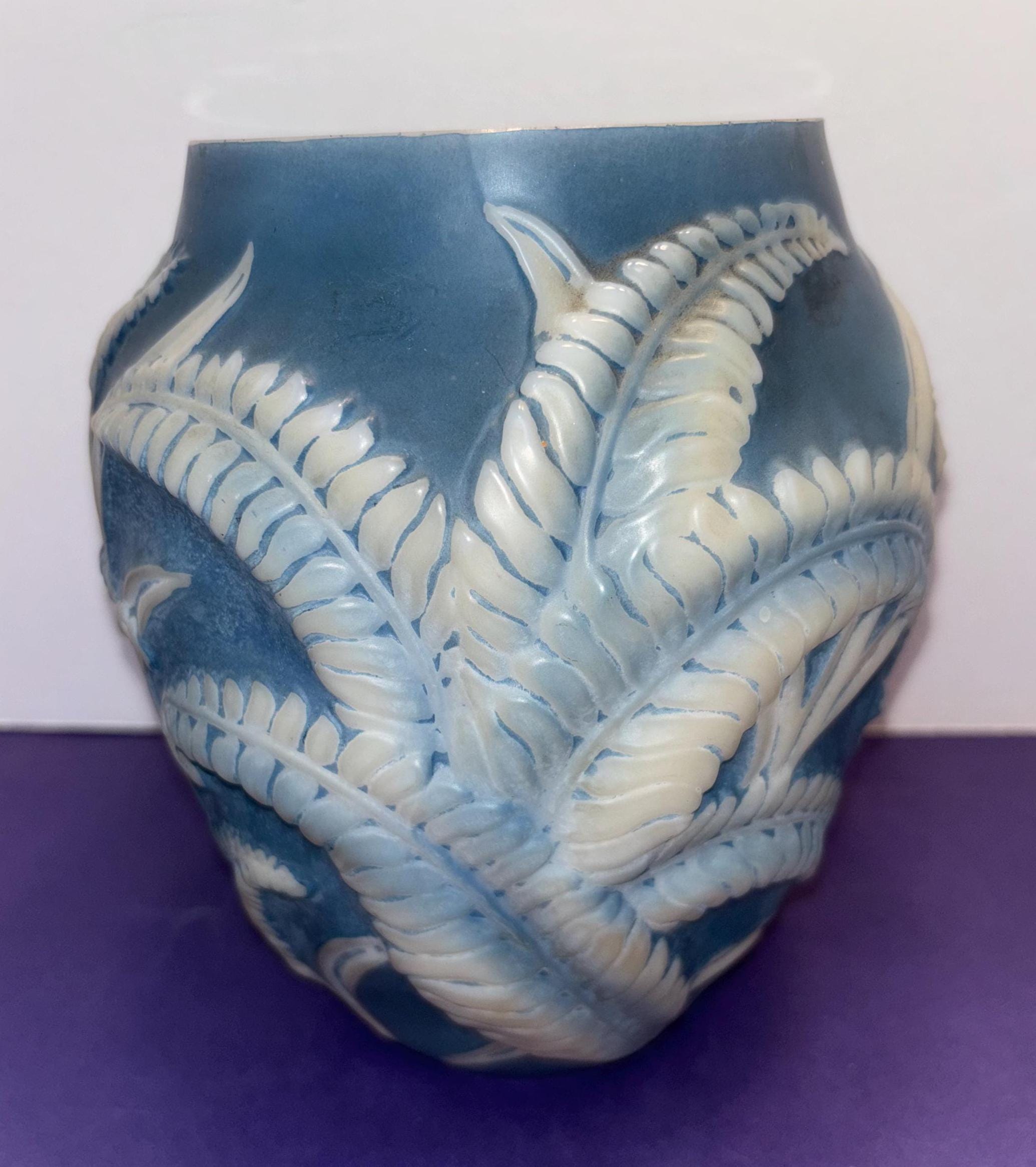 工芸品 Vintage vase from artec Vintage handpainted art glass vase with flowers - signed | eBay