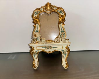 Victorian Vanity Dressing Table Frame, 10" Victorian Jewelry Frame with Easel, Vanity Photo 4" x 3" Photo Frame, Resin Make Up Vanity Frame