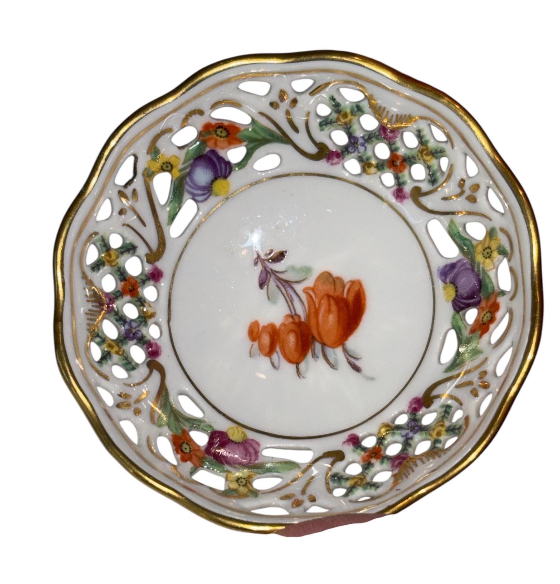 アンティーク シューマン ドレスデン 3インチ ボウル、アンティーク