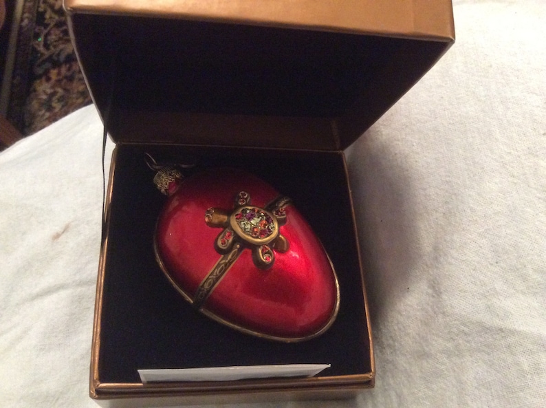 2002 Jay Strongwater Collectible Christmas Ornament new in the box Collectible Jay Strongwater Jay Strongwater 2002 Red Ornament