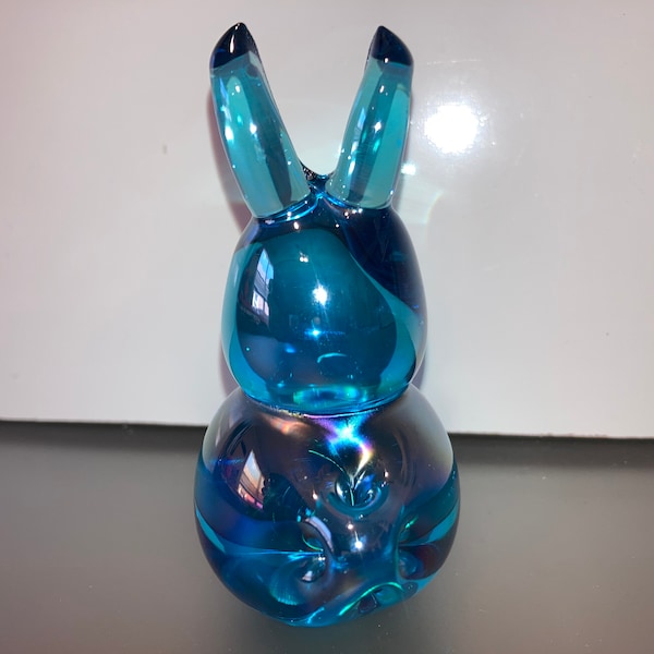 Ron Ray Aqua Bunny Rabbit Figure, 1982 Iridescent Turquoise Glass Bunny, Blue Bunny Figure, Art Glass Aqua Bunny Rabbit