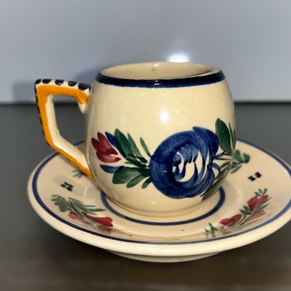 Vintage Quimper Cup and Saucer, Vintage Quimper Painted Small Cup, French Quimper Cup 31, Quimper Breton French Cup Saucer, Good