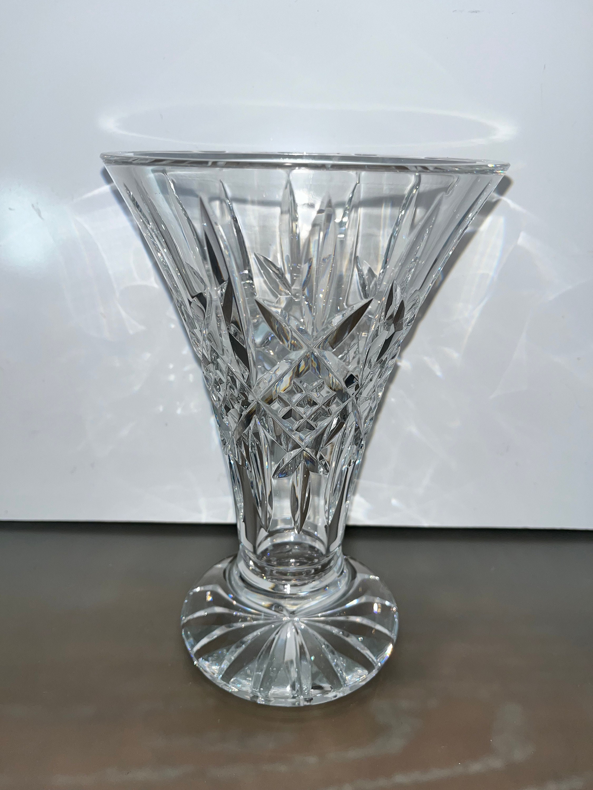 ウォーターフォード 8インチ 脚付き花瓶、ウォーターフォード