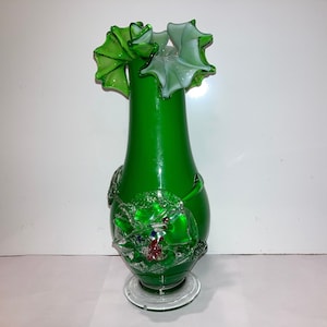 Vintage Green Vase Applied Flower, 9&quot; Vase Fancy Crimped Top, Vintage Green Cased Vase, Vintage Applied Glass, White Lined Green Vase, Mint