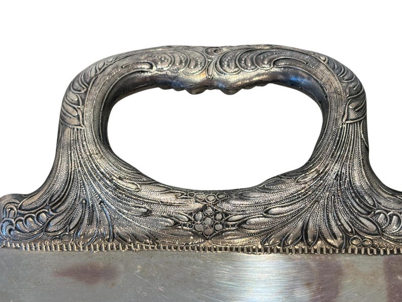 Internationell silverpläterad 25" Butlersbricka, W&S Victoria 240 Silver serveringsbricka, Silver Sandwich serveringsbricka, Silverfat med fot, SE bild 8