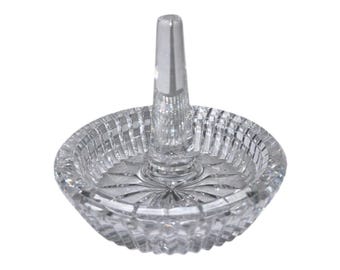 Waterford gerippte Ringschale, Waterford Runde Ringhalter, Kristall-Ringhalter, Waterford Kristall-Ringschale, signierte Ringschale, Mint