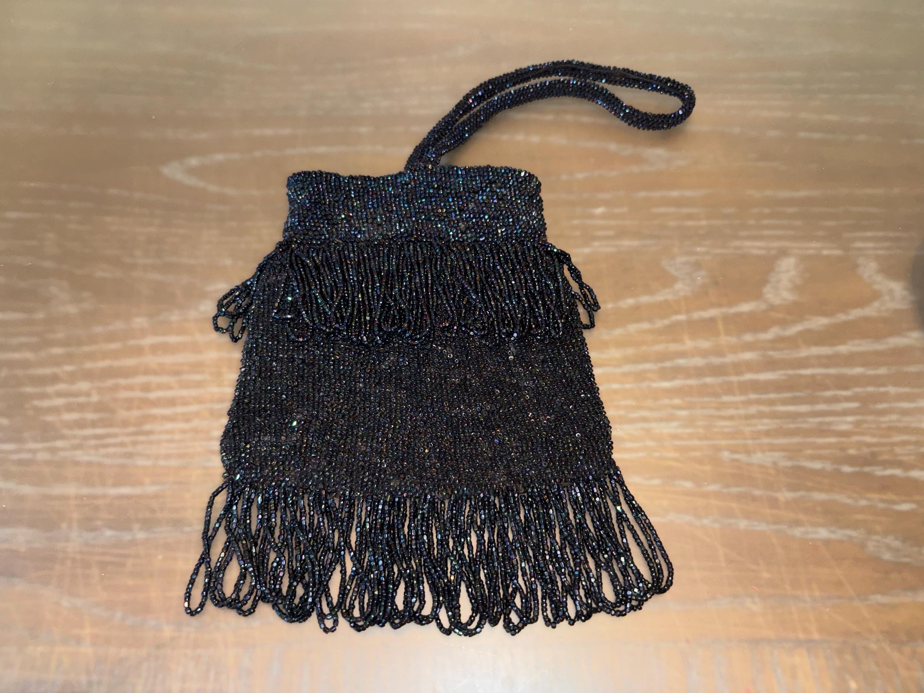 Antique Beaded Flapper Purse, Antique Iridescent Black Beaded Purse, Opera Bag, Beaded Flapper Purse, 1900 Fringe Purse, Beaded 6 1/4" wide