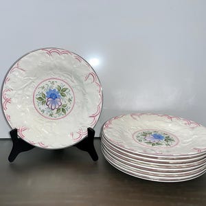 8 Vintage Wedgwood Salad Plates, Wedgwood Etruria Barlaston Pink Leaf Salad Plates, Wedgwood Majolica,  Wedgewood 9&quot; Luncheon Plates, Mint