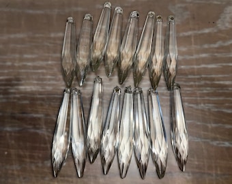 Lote com 16 prismas de cristal antigos, cristais antigos, prisma antigo para lustre, cristal de reposição, prisma facetado de 7,6 cm (3"), prismas com imperfeições.
