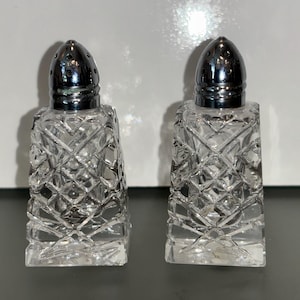 2 Vintage Japan Salt Shakers, Made in Japan Crystal Salt Pepper, Vintage Crystal Salt Pepper Shakers, Hand Cut Crystal Mini Salt Shakers